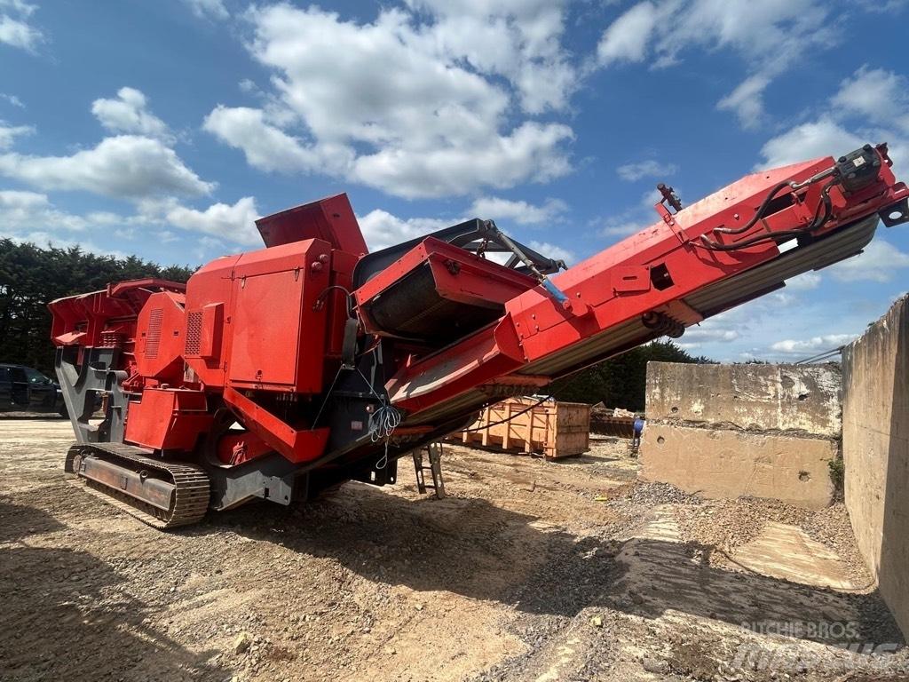 Finlay J 1160 Мобилни трошачки
