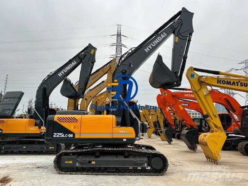 Hyundai 225LC-9S Верижен екскаватор