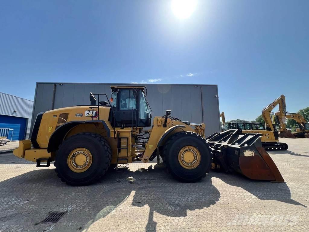 CAT 980-14A Колесни товарачи