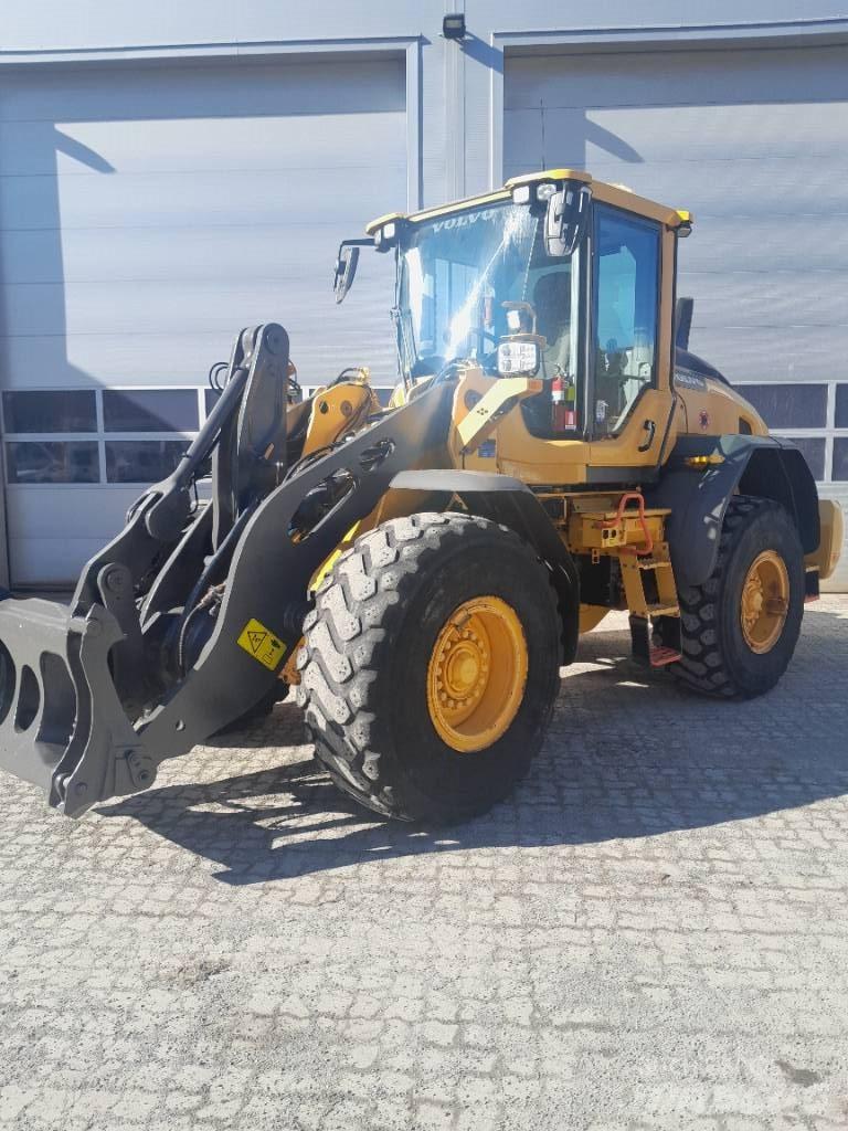 Volvo L90H Колесни товарачи