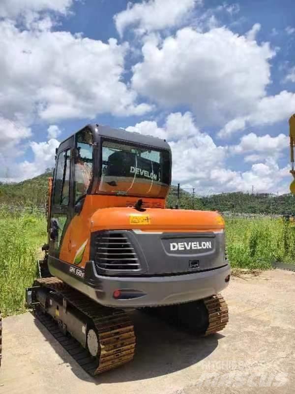 Doosan DX 60E Средни екскаватори 7т - 12т