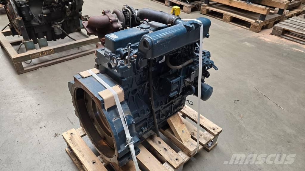 Kubota V2403-T Двигатели