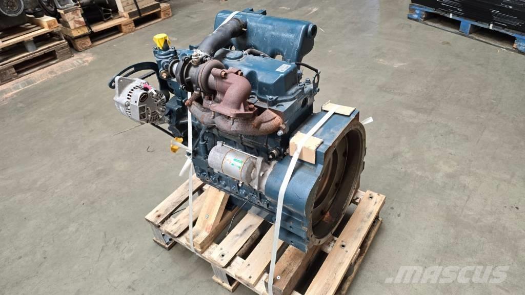 Kubota V2403-T Двигатели