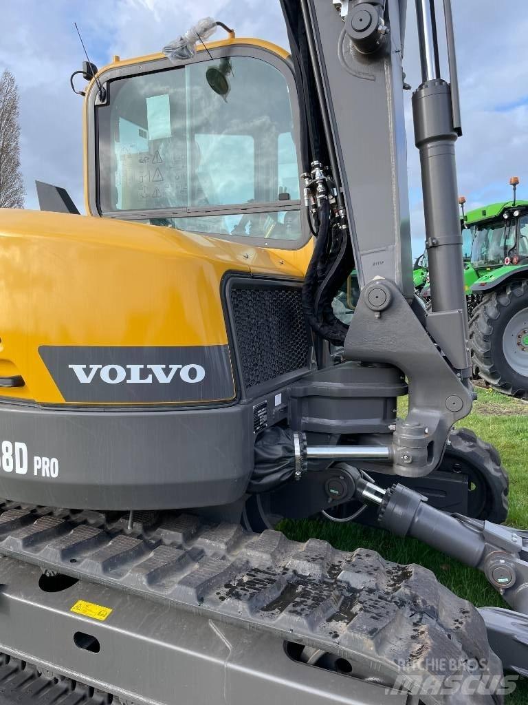 Volvo ECR 88 D PRO Средни екскаватори 7т - 12т