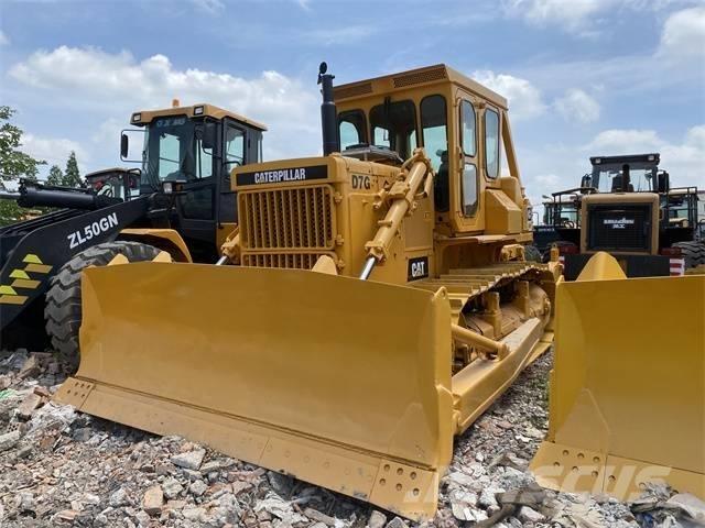 CAT D 7 G Верижни булдозери
