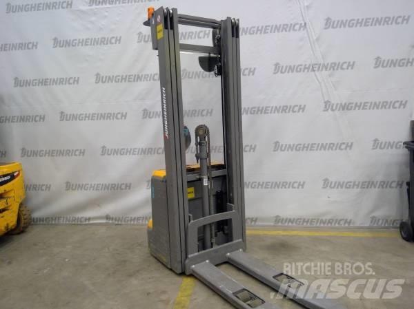 Jungheinrich EJC 216 Колички високоповдигачи с теглич