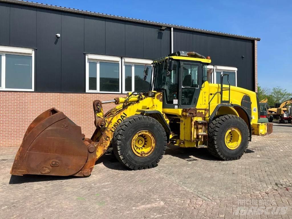 Hyundai HL960 Колесни товарачи