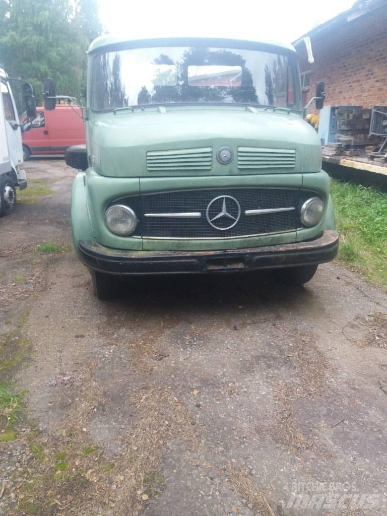 Mercedes-Benz 1113 Самосвал