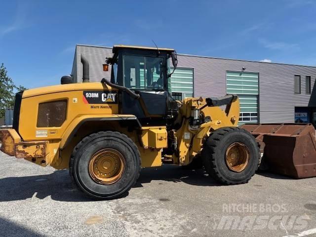 CAT 938 M Колесни товарачи