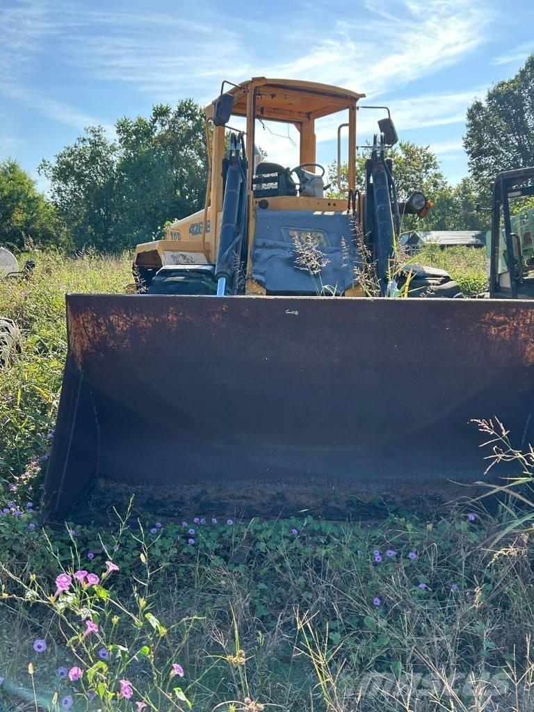 JCB 426 B Колесни товарачи