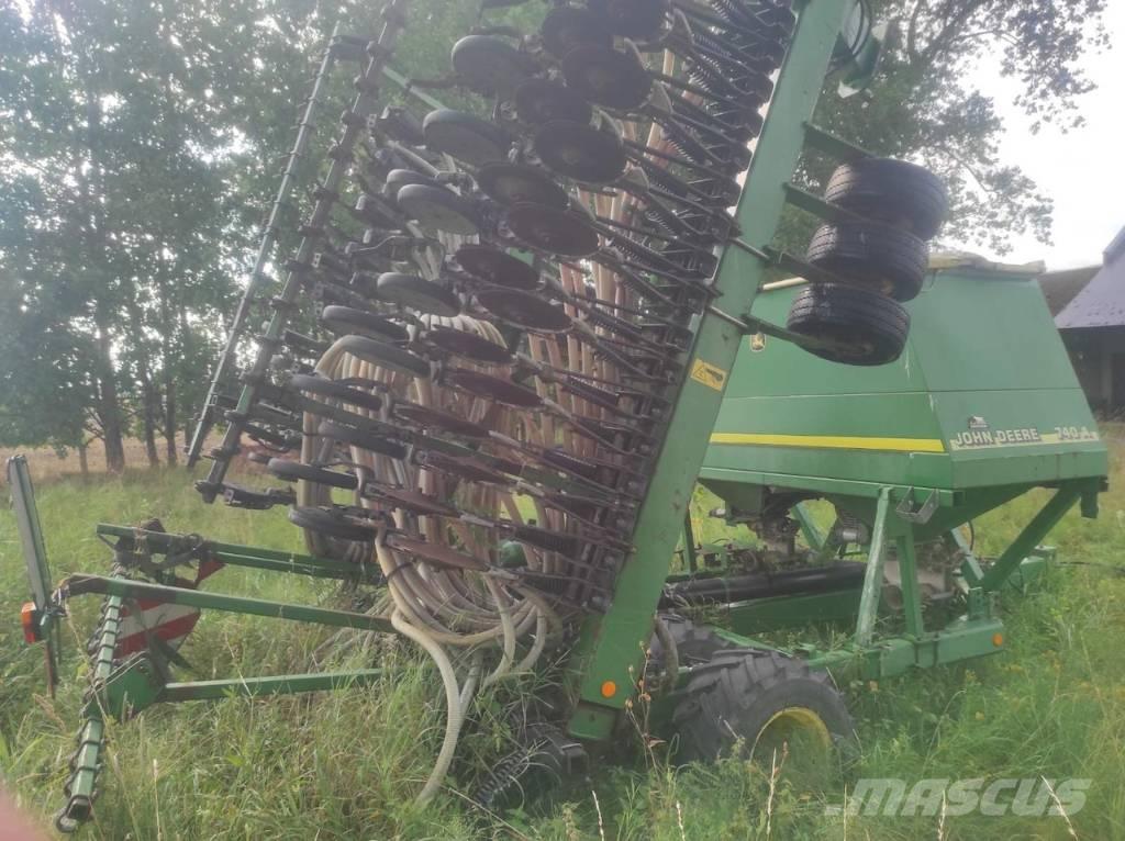 John Deere 740 A Редосеялки