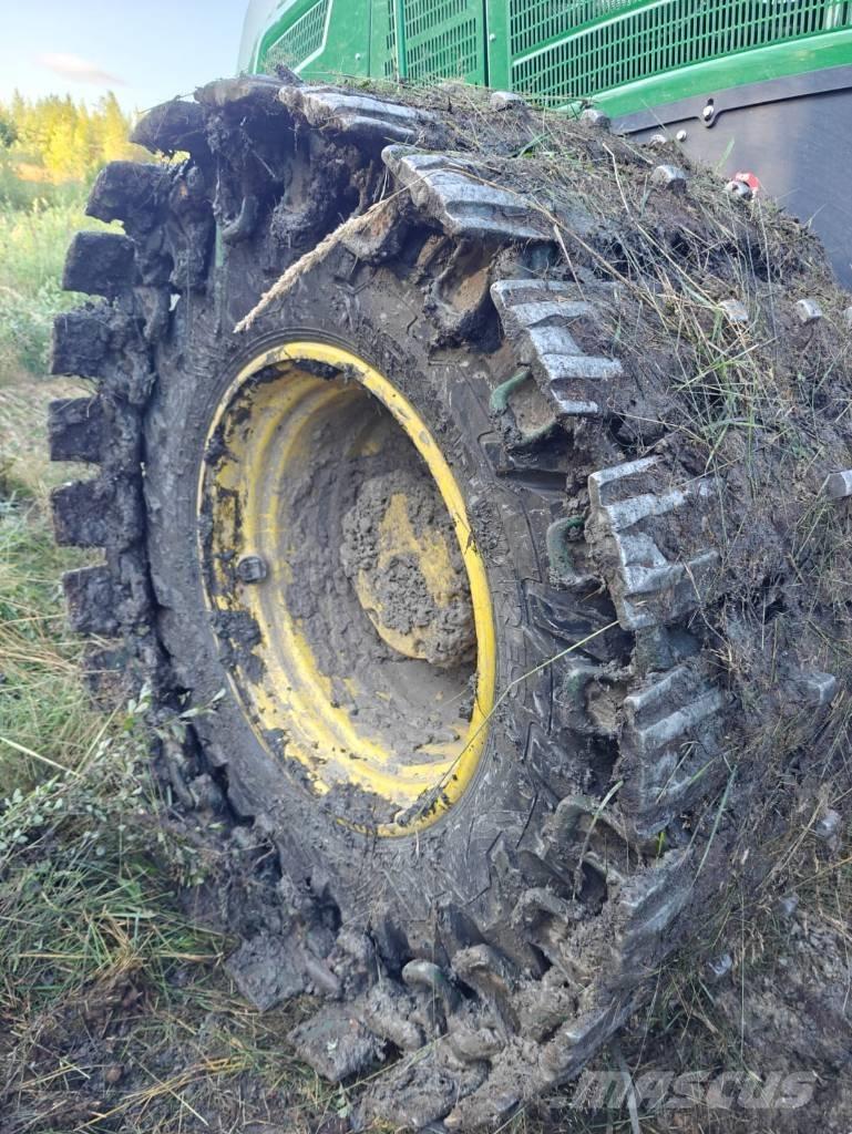 John Deere 1270 G Харвестери