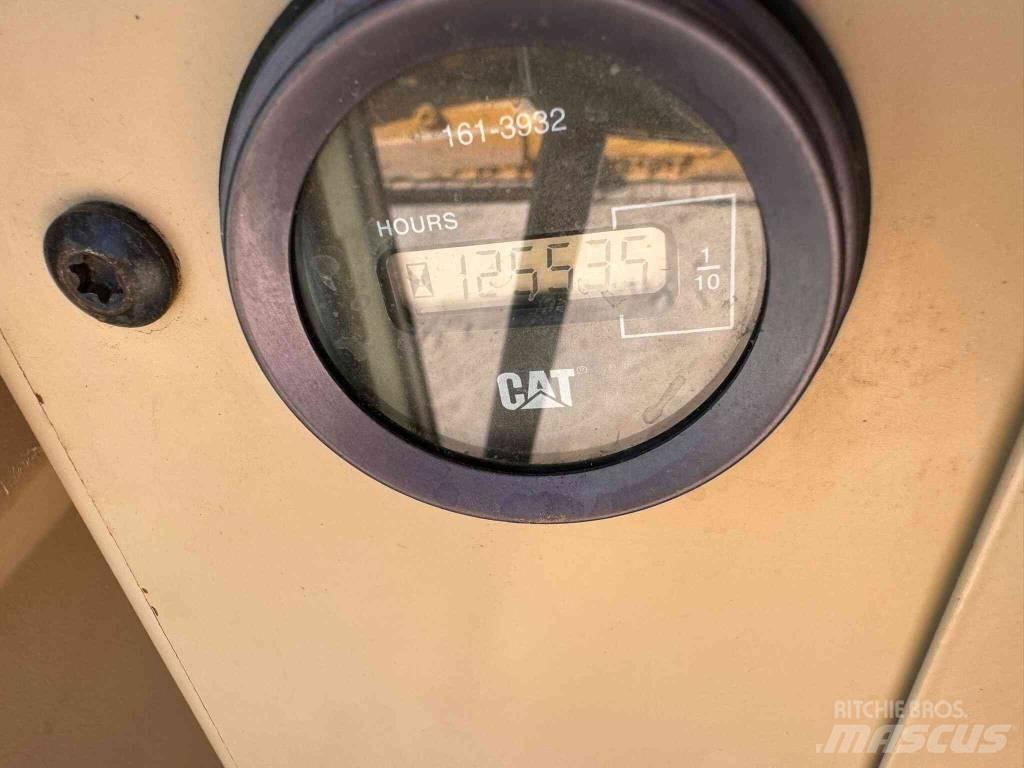 CAT 140 H Грейдери