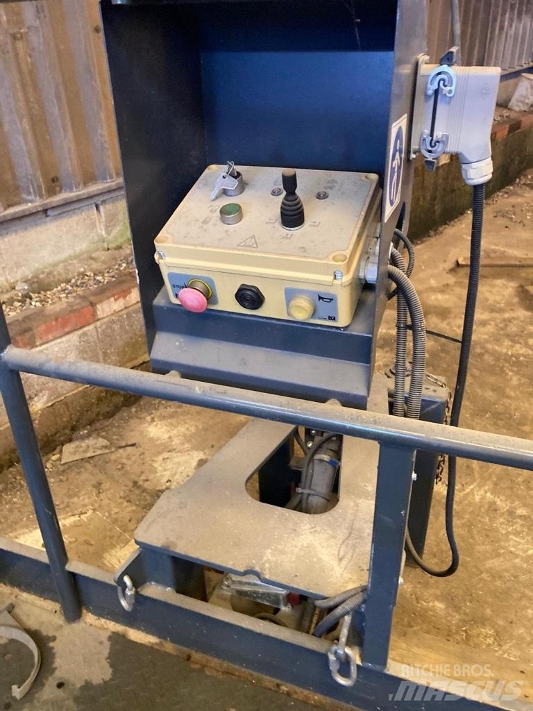 Merlo Wired Man Cage Телескопични товарачи