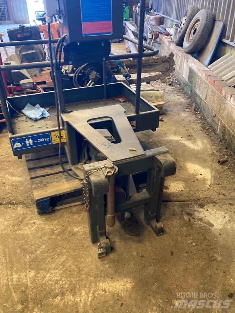 Merlo Wired Man Cage Телескопични товарачи