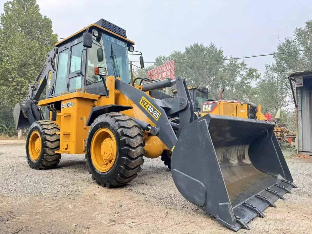 XCMG WZ 30-25 Товарач със заден ексватор