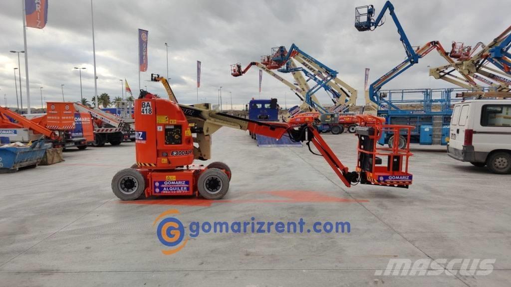 JLG E 300 AJP Съчленени стрелови подемници