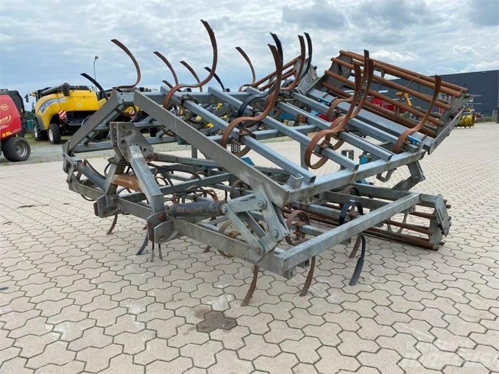  FEDERZINKENGRUBBER Култиватори