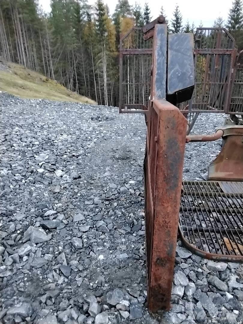 Valmet 890.1 Други компоненти