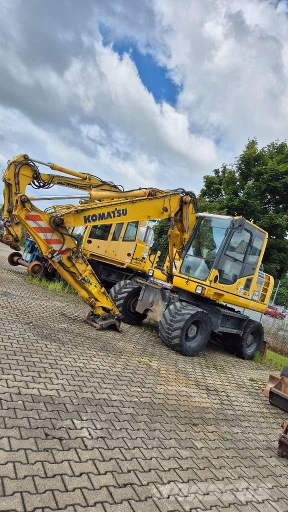 Komatsu PW148-8 Колесни екскаватори