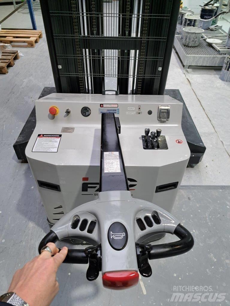 Combilift CSI Колички високоповдигачи с теглич