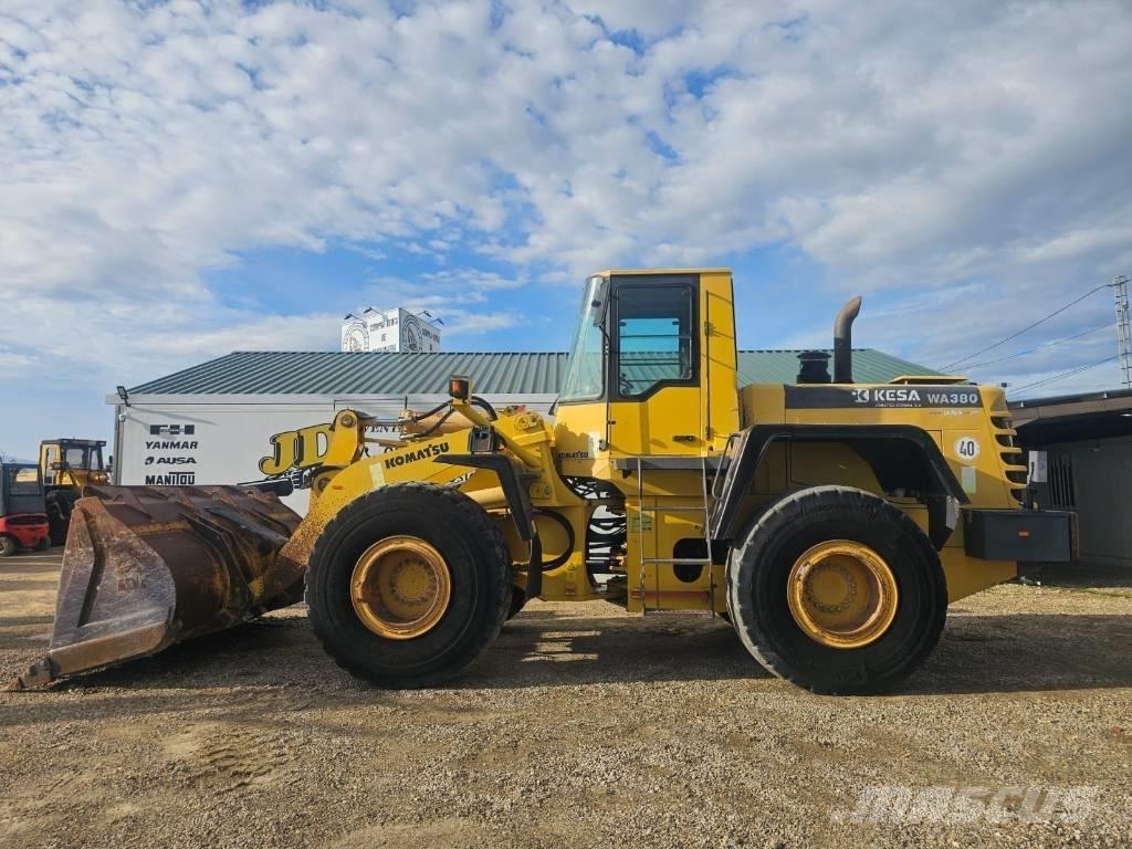 Komatsu WA 380-3H Колесни товарачи