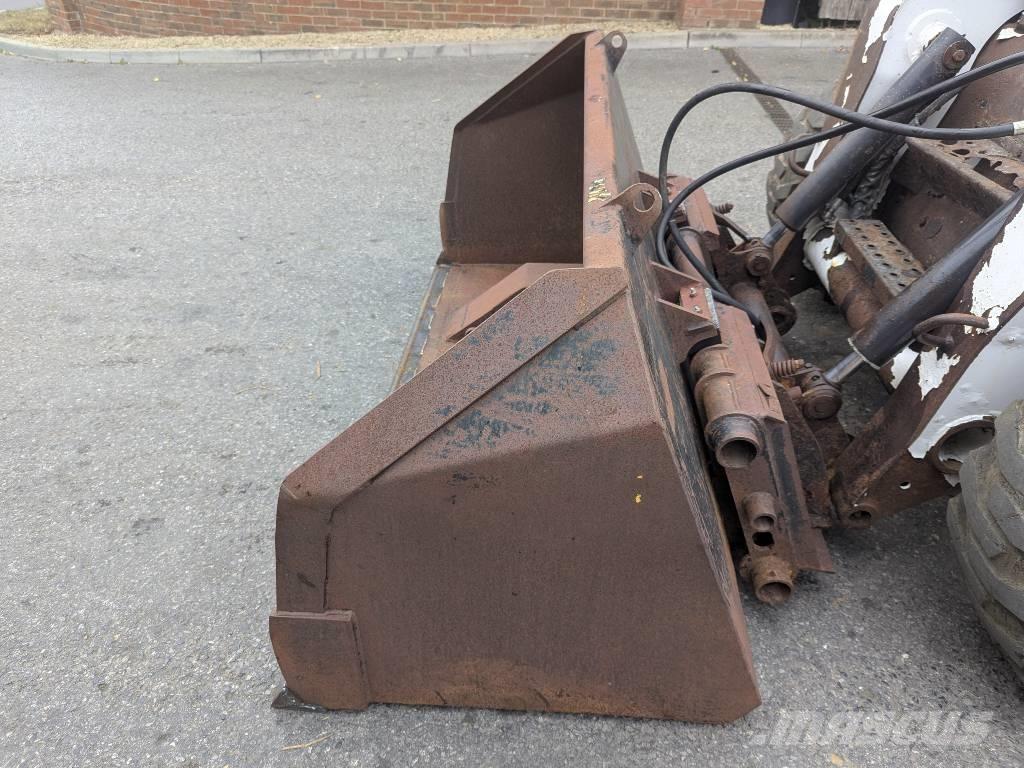 Bobcat TIPTOE BUCKET Кофи