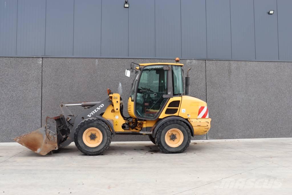 Volvo L25F-Z Колесни товарачи