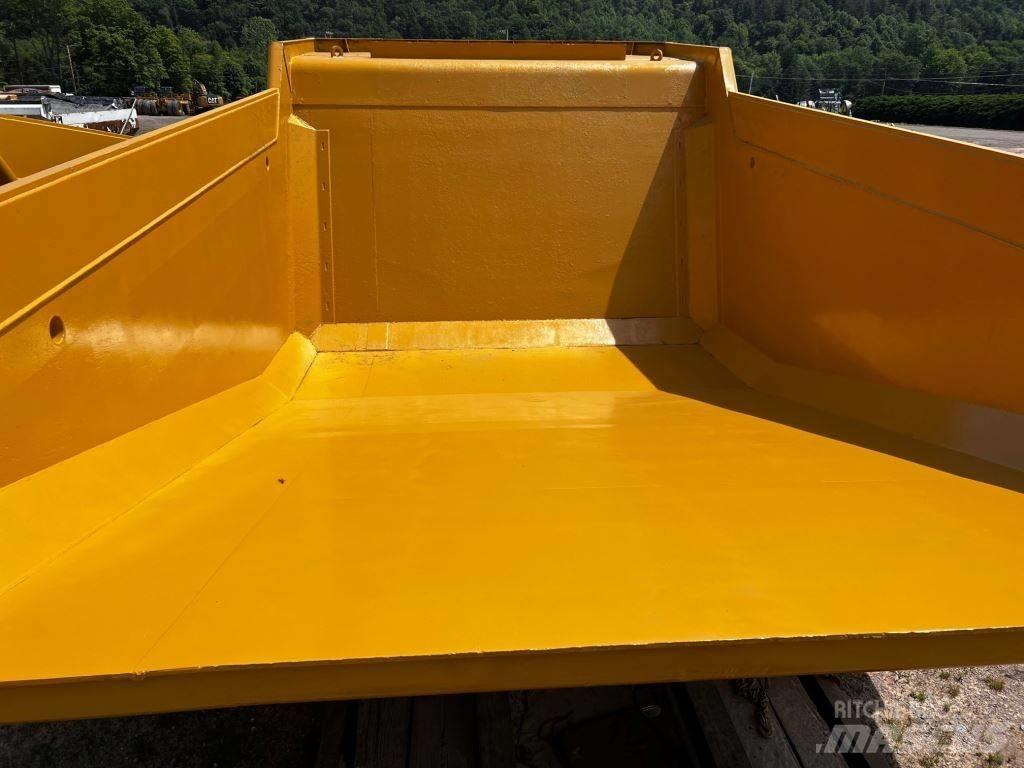 CAT 773G Дъмпери/моторни превозни средства