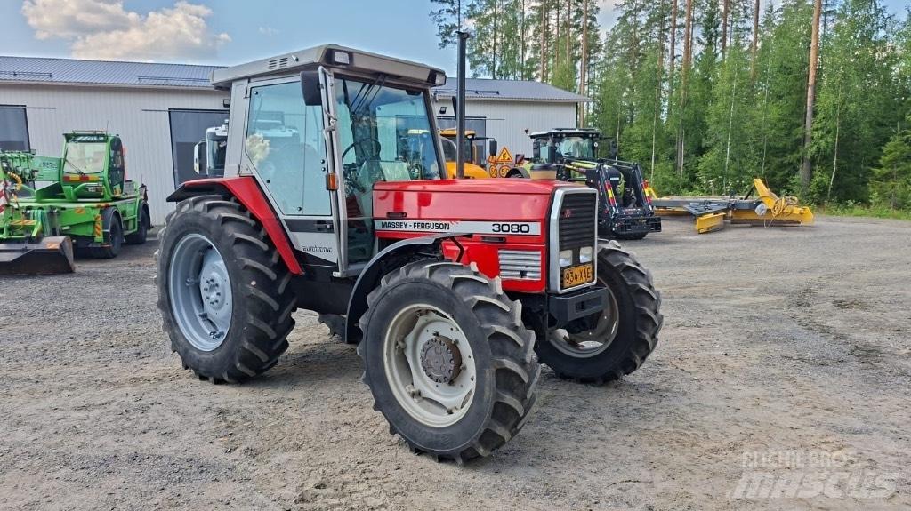 Massey Ferguson 3080 Трактори
