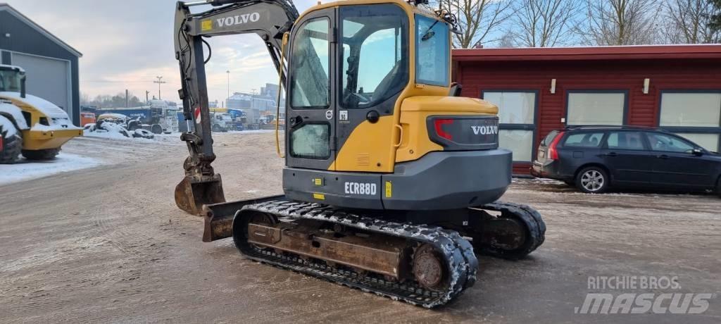 Volvo ECR 88 D Средни екскаватори 7т - 12т