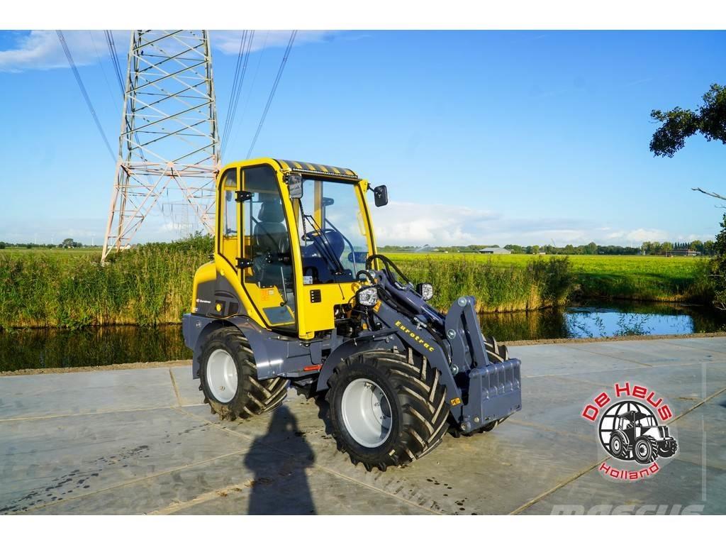 Eurotrac W12 ICF Колесни товарачи