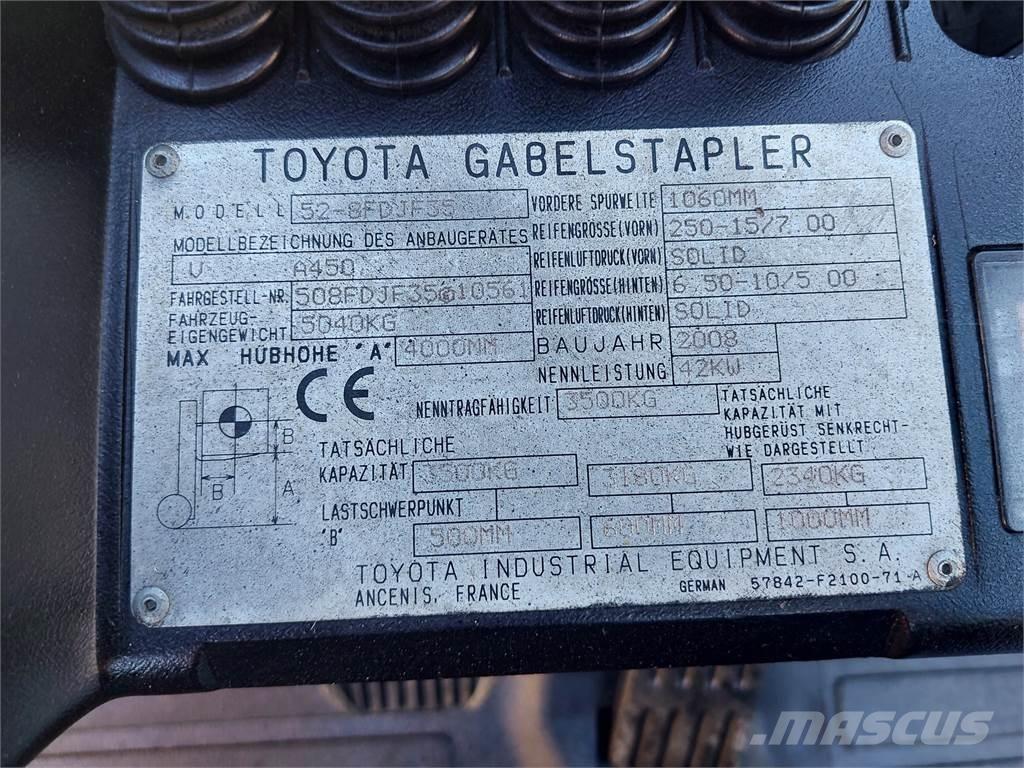 Toyota 52 8FDJF35 Дизелови камиони