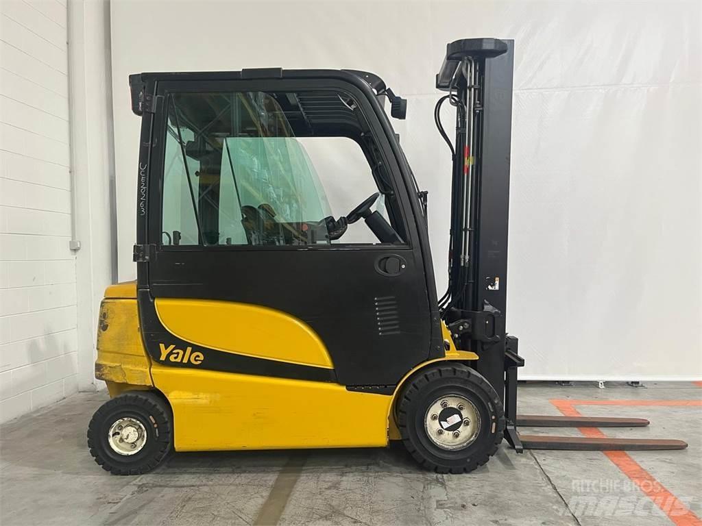 Yale ERP30VL Електрически вилични кари-повдигачи