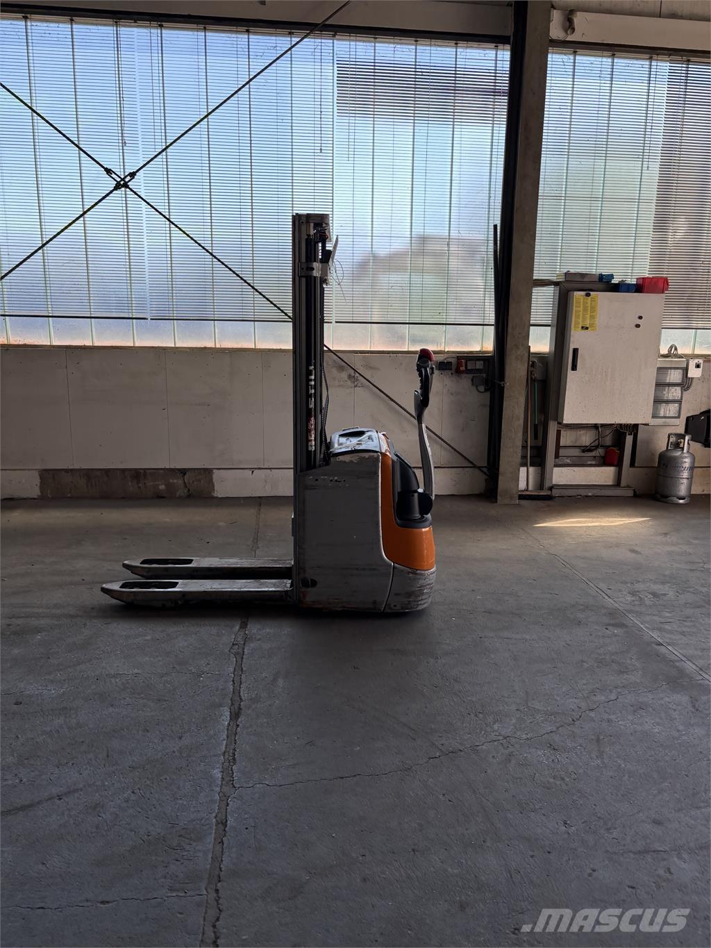 Still EXV 12i Самоходни товарачи