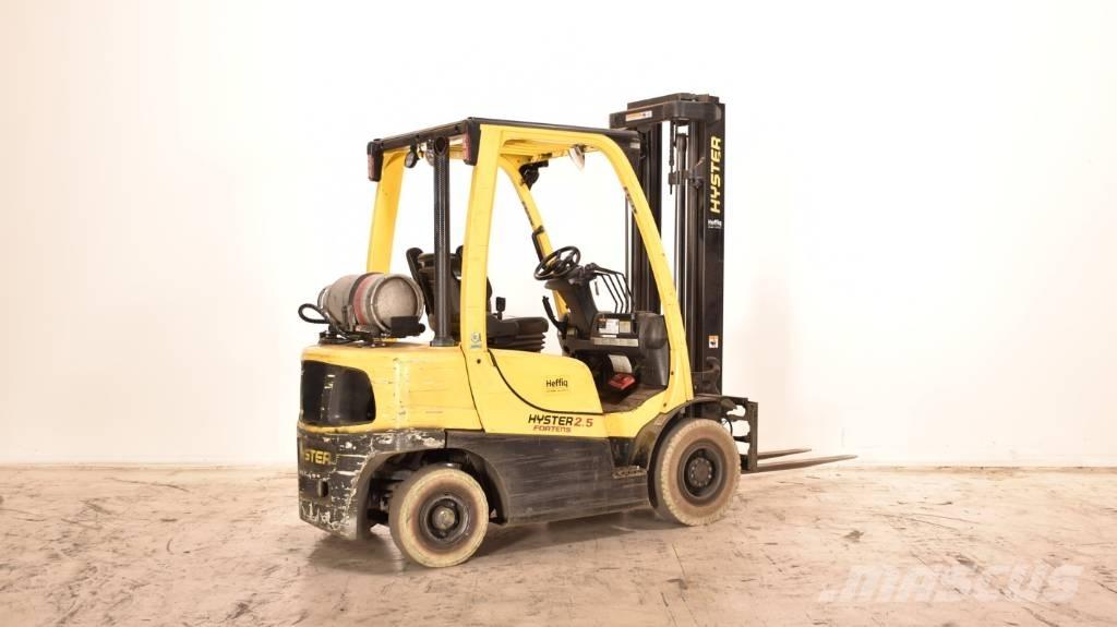 Hyster H2.5FT Камиони с АГУ