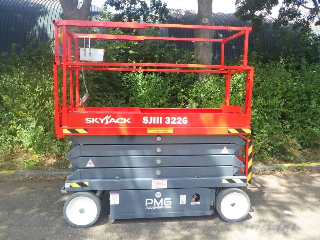 SkyJack SJ3226 Ножични работни платформи