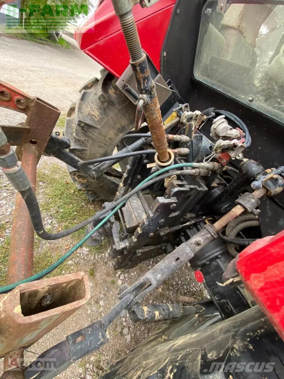 Case IH 844 a Трактори