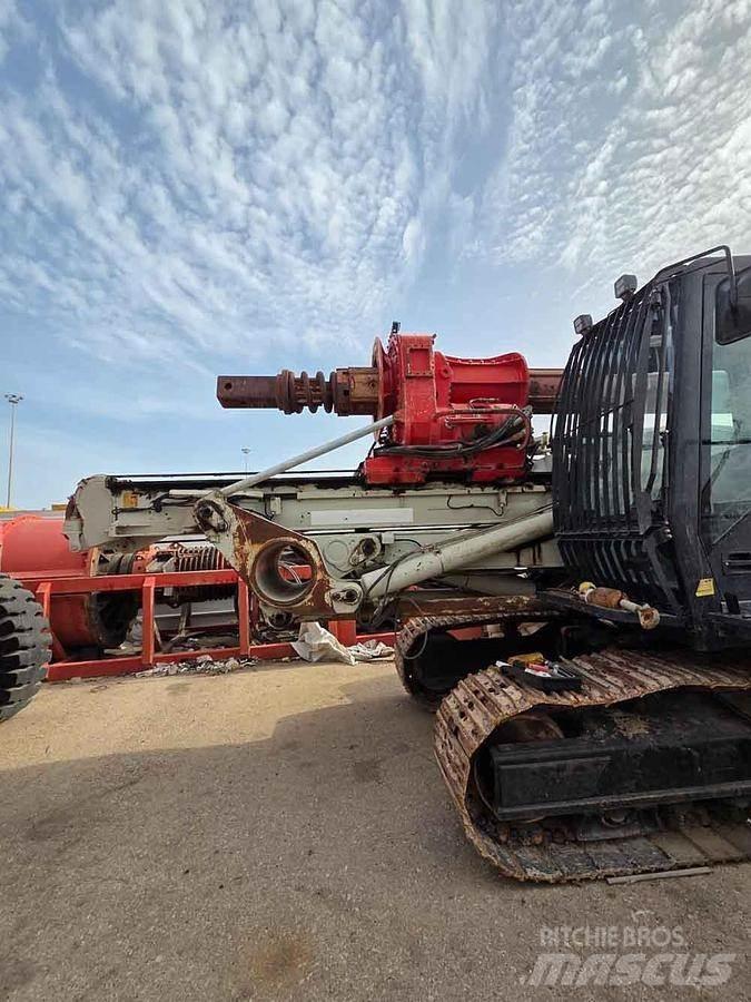 Comacchio CH450 Апаратура за повърхностна редова сеидба