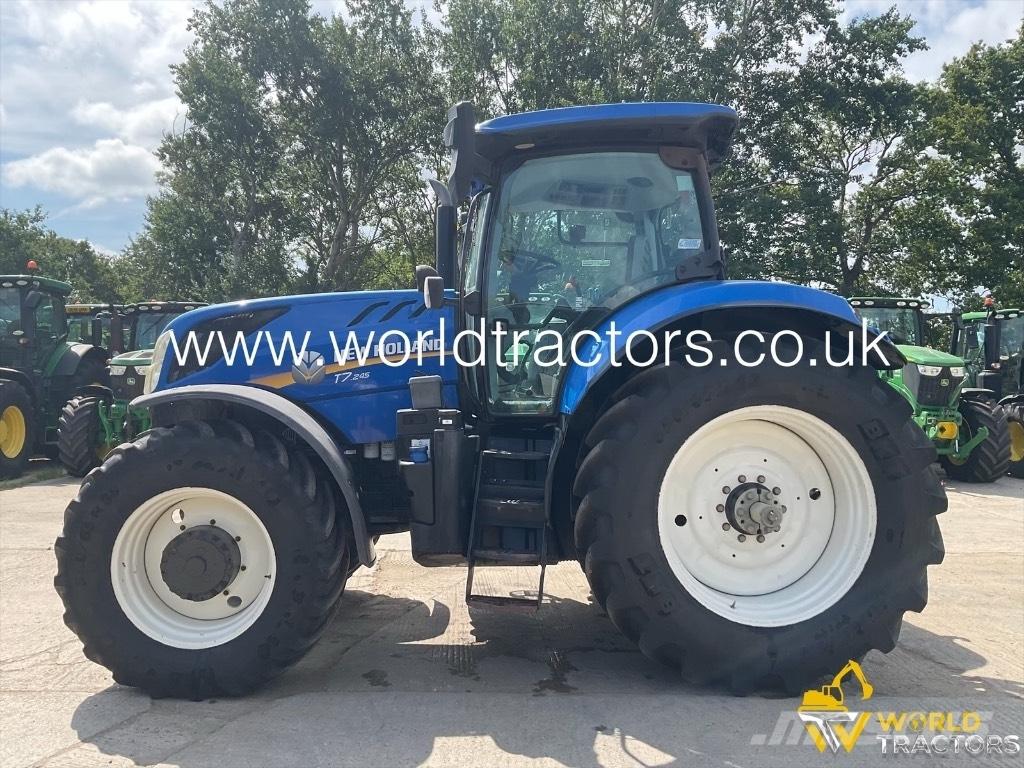 New Holland T 7.245 Трактори