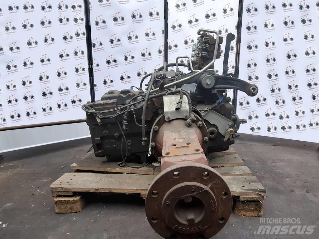 New Holland CNH Предаване