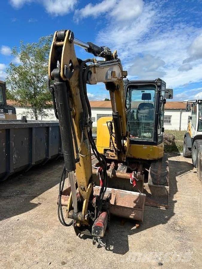 CAT 305.5 E2 Специални екскаватори