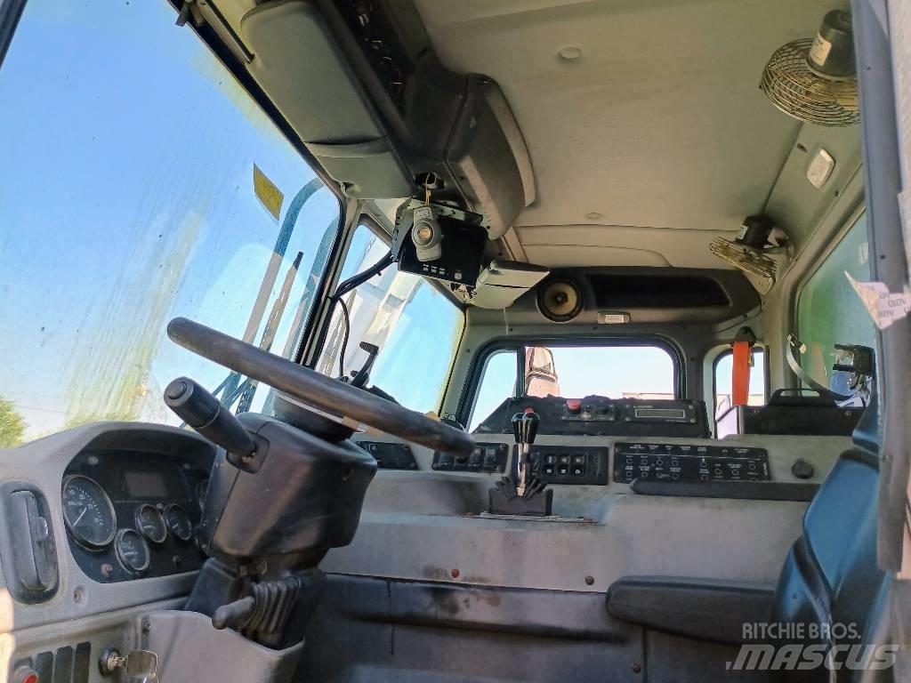 Peterbilt 520 Камиони за отпадъци