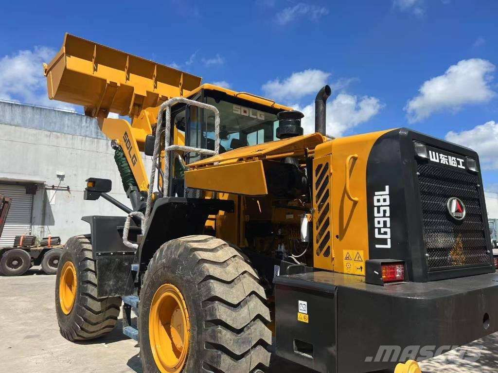 SDLG L 958 L Колесни товарачи