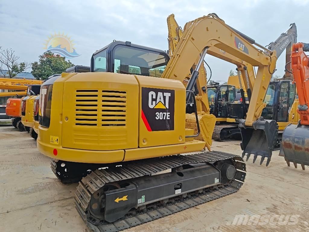 CAT 307 E Средни екскаватори 7т - 12т