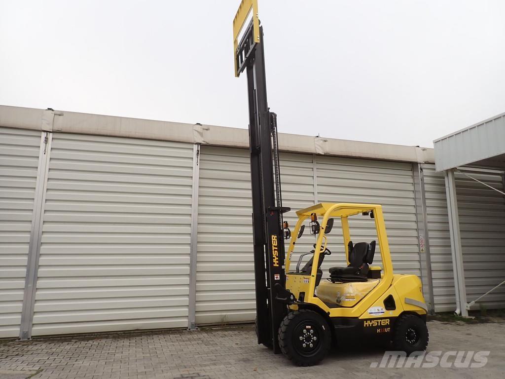 Hyster H3.0UT Вилични кари-повдигачи - други