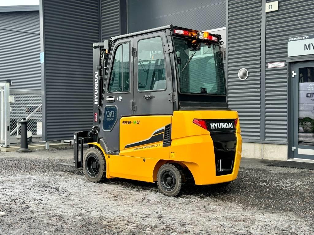 Hyundai 35B-9U Електрически вилични кари-повдигачи