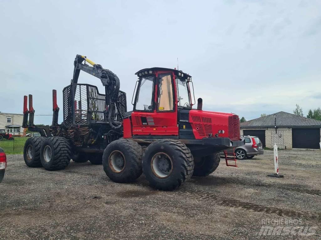 Komatsu 895 Форуардери