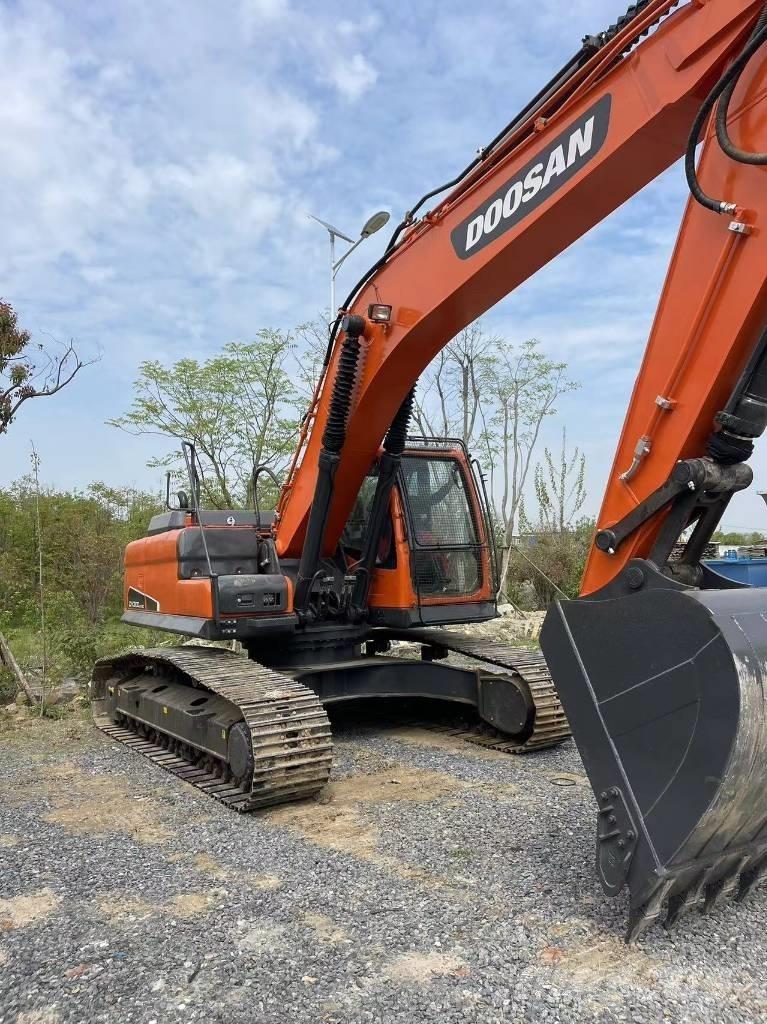 Doosan DX 300 LC Верижен екскаватор