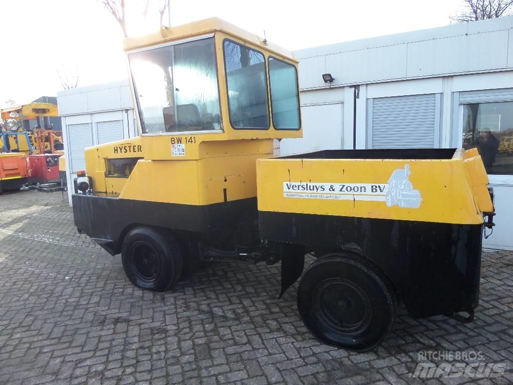 Hyster C 530 A H Пневматични гумени  ролки
